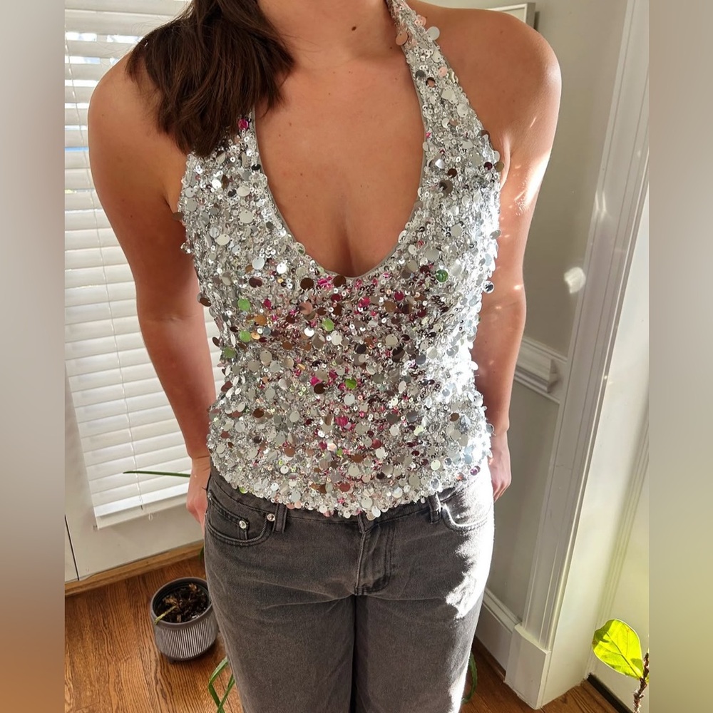 Cute sequence halter top
